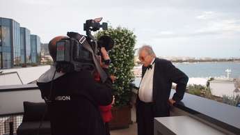Tugo Štiglic v Cannesu, ob premieri restavrirane ga filma Dolina miru -Foto: Arhiv SFC