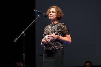 Hanna Slak, prejemnica nagrade vesna za najboljšo režijo, pri filmu RUDAR. Foto: Matjaž Rušt.