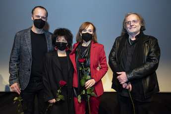 Uroš Fürst, Eva Rohrman, Mirjam Korbar in Vinko Möderndorfer - Foto: Katja Goljat