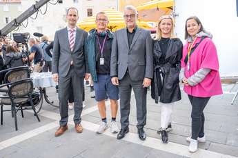 Mitja Blagajne (generalni sekretar MGRT), Julian Farino (režiser), Matjaž Han (minister MGRT), N…