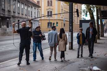 Snemanje filma Izgubljeni sin: Mikrofonist, Simon Šimat, Peter Zeitlinger, direktor fotografije,…