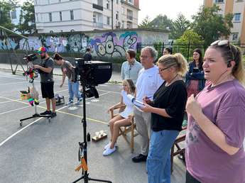 Ekipa filma z režiserjem Borisom Jurjaševičem - Foto: Radovan Mišić