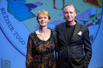 Marjana Karner (Tomaževa mama) in David Sluga (Tomaž) - Foto: Katja Goljat