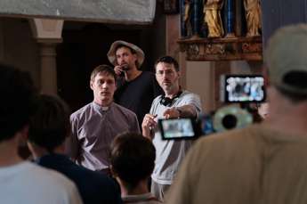 Confirmation - Photo: Mitja Mlakar