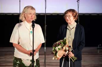 Županja Kranjske Gore Henrika Zupan in Zdenka Logar Povšič (Mojca v filmu) - Foto: Katja Goljat