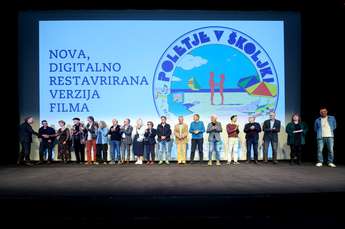 Naši filmi doma - ekipa filma na premieri v Cankarjevem domu -  Foto: Katja Goljat
