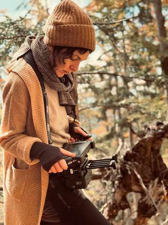 Andrina Mračnikar na snemanju celovečernega filma Mila/Marija - Foto: Miha Knific / Vertigo & Am…