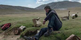 Gora se ne bo premaknila - Foto: Petra Pan Film