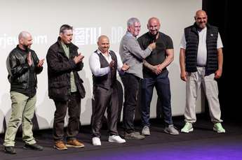 Protagonisti z režiserjem - Foto: Matjaž Rušt